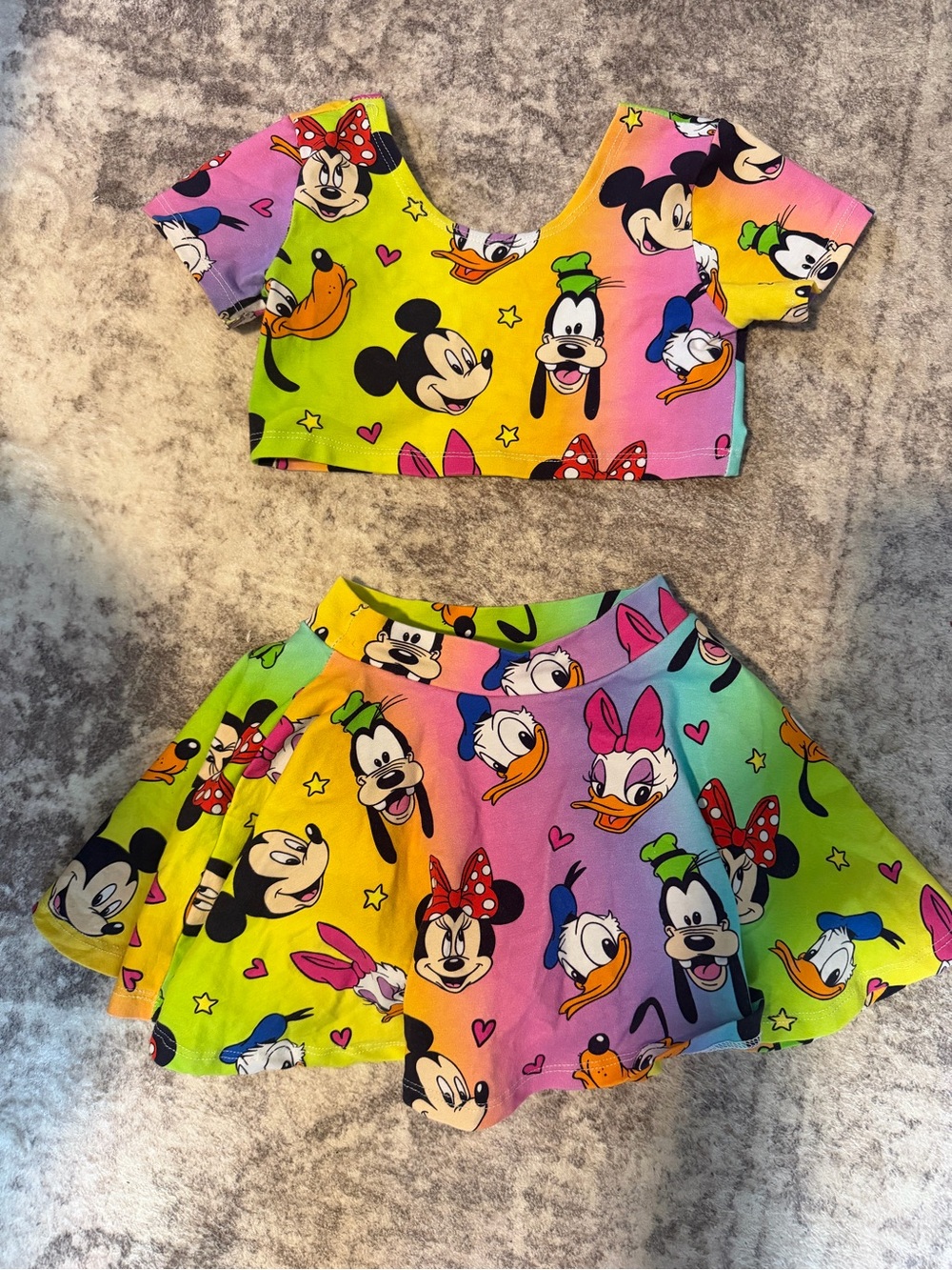 Spoiled and Flashy-brand. Girls 6/7 Disney Matching Set-Crop Top & Skirt